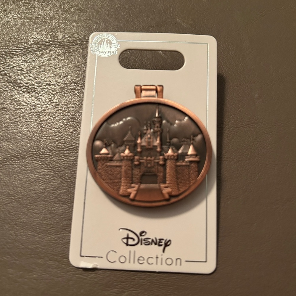 Disney  Pin Locket Style:Walt Disney Pic Inside & Iconic Castle etched on Front